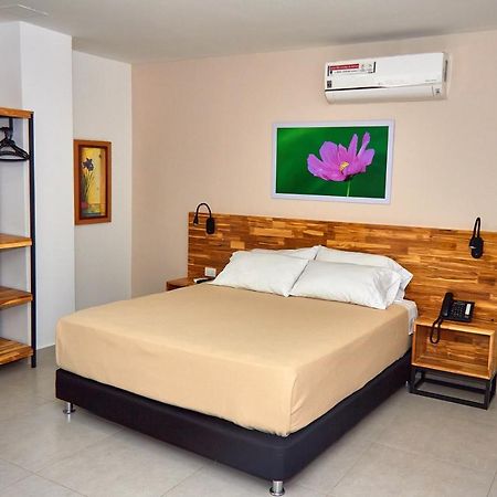 Hotel Torre Del Prado Баранкила Екстериор снимка