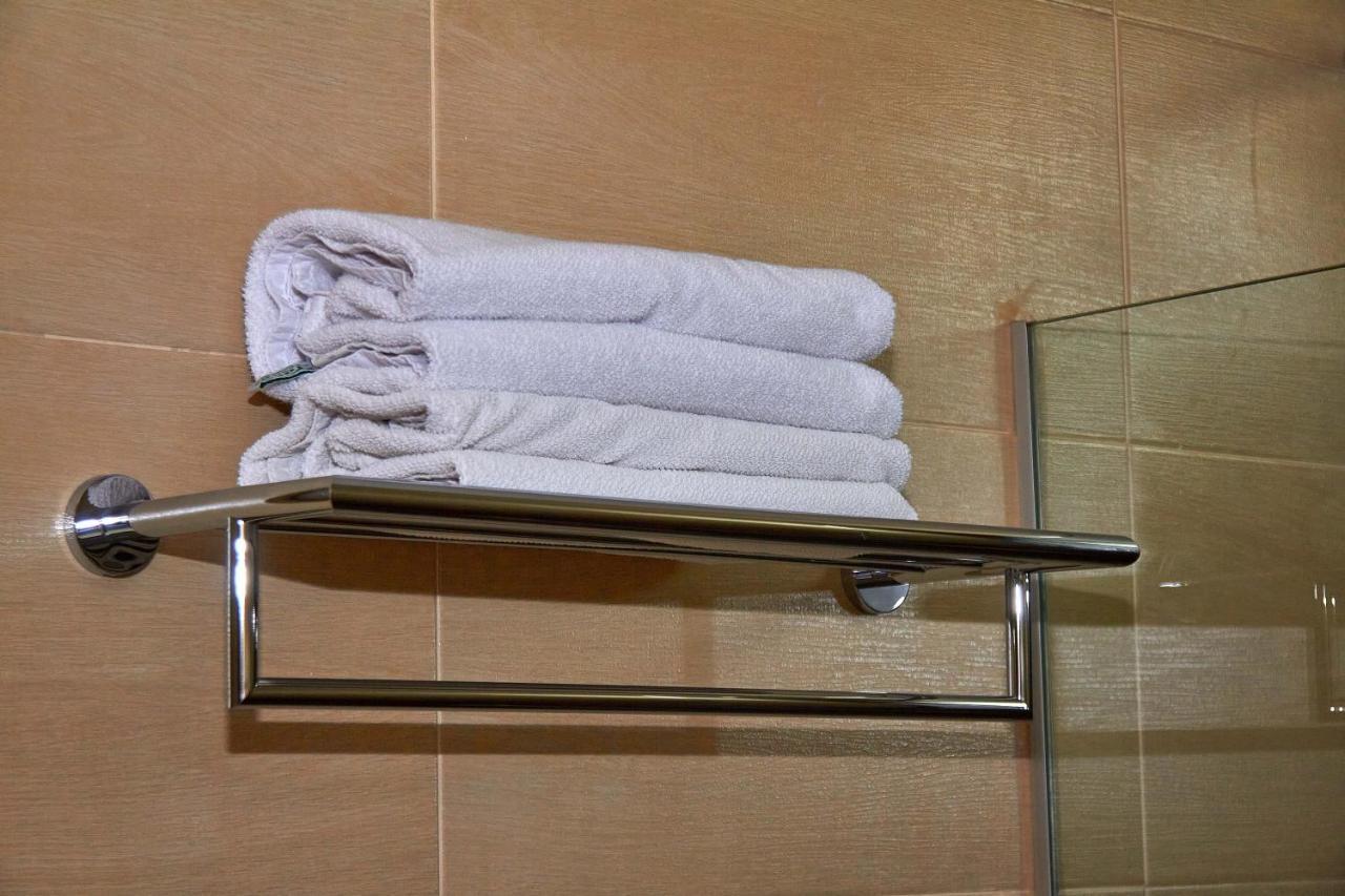 Hotel Torre Del Prado Баранкила Екстериор снимка