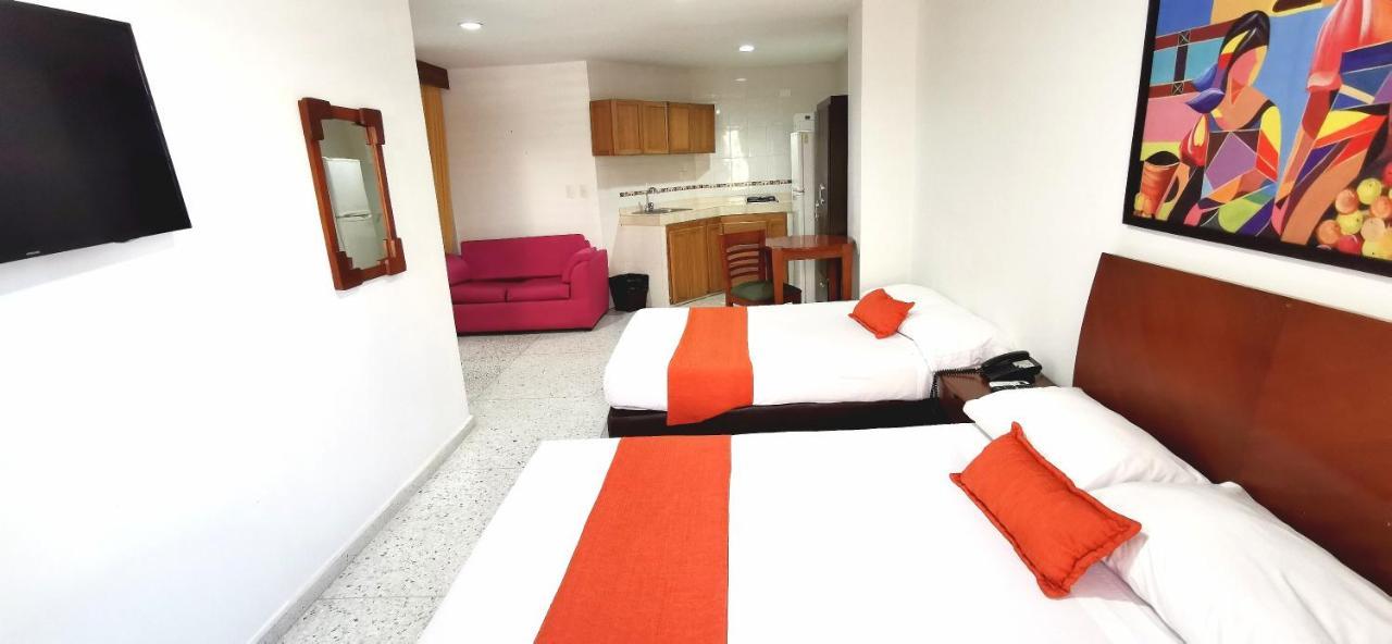 Hotel Torre Del Prado Баранкила Екстериор снимка