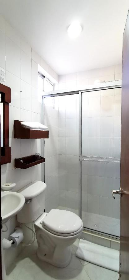 Hotel Torre Del Prado Баранкила Екстериор снимка